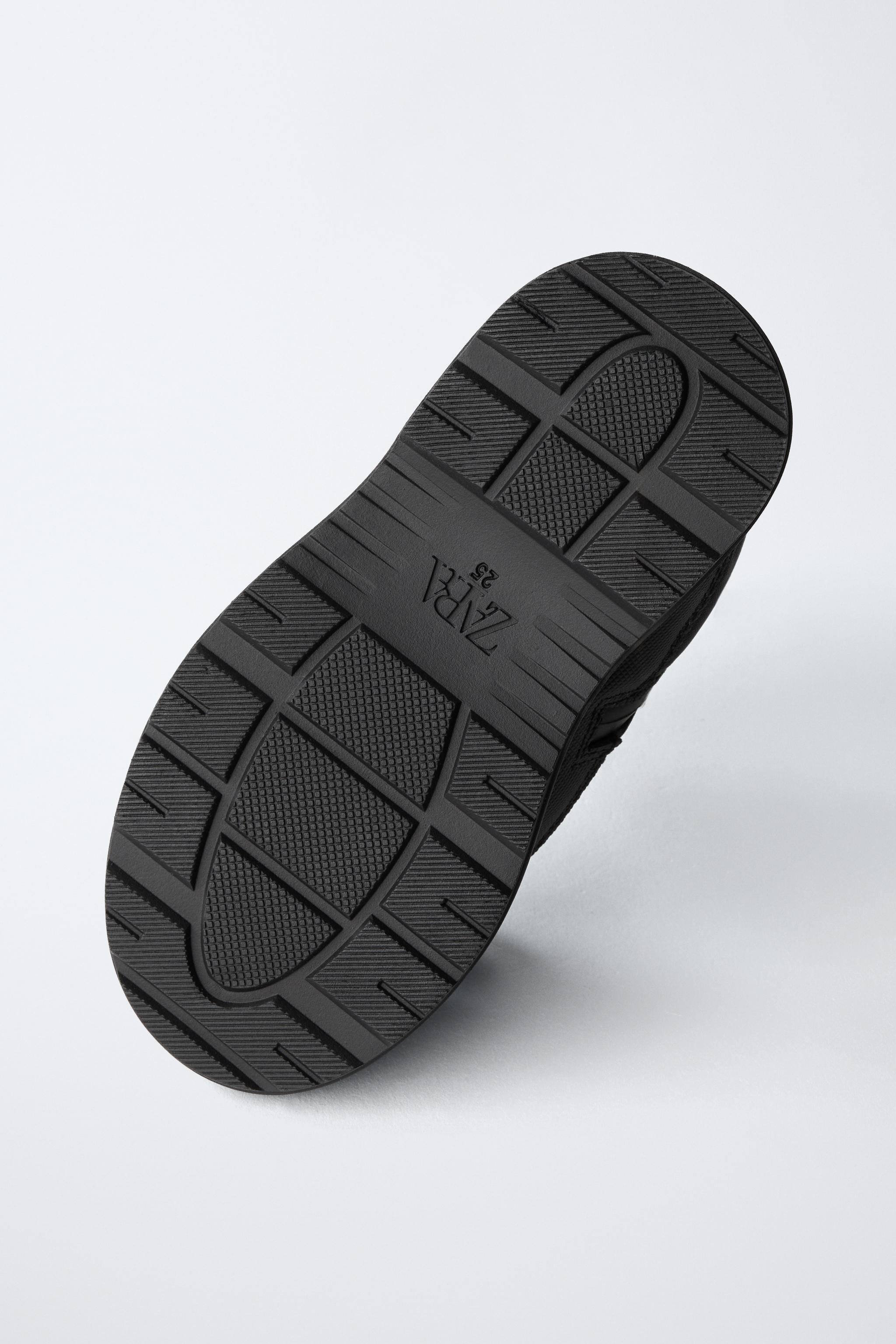 BOTTINE EN NYLON DÉPERLANT